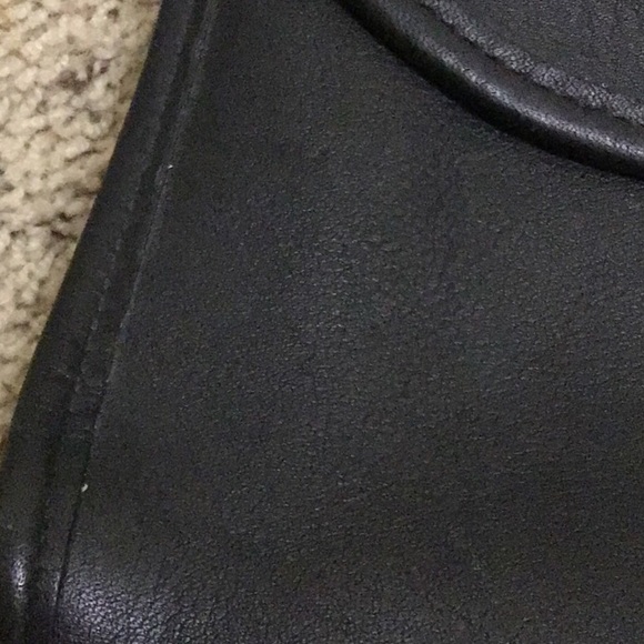 Rare Vintage Regina Coach Black Leather Mini Crossbody Handbag - Picture 6 of 9